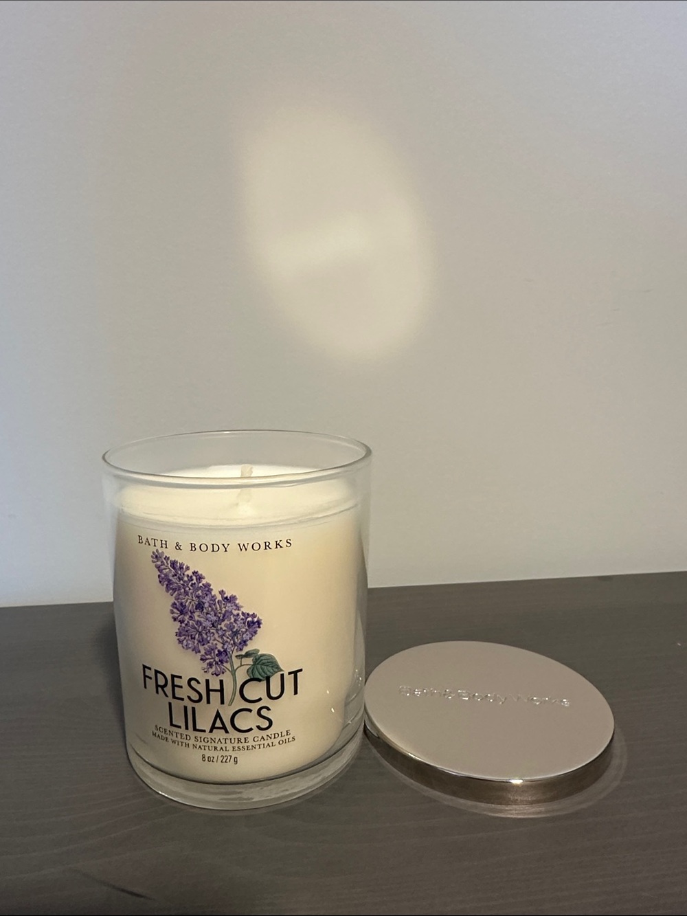 Bath & Body Works Fresh Cut Lilacs Single Wick Candle